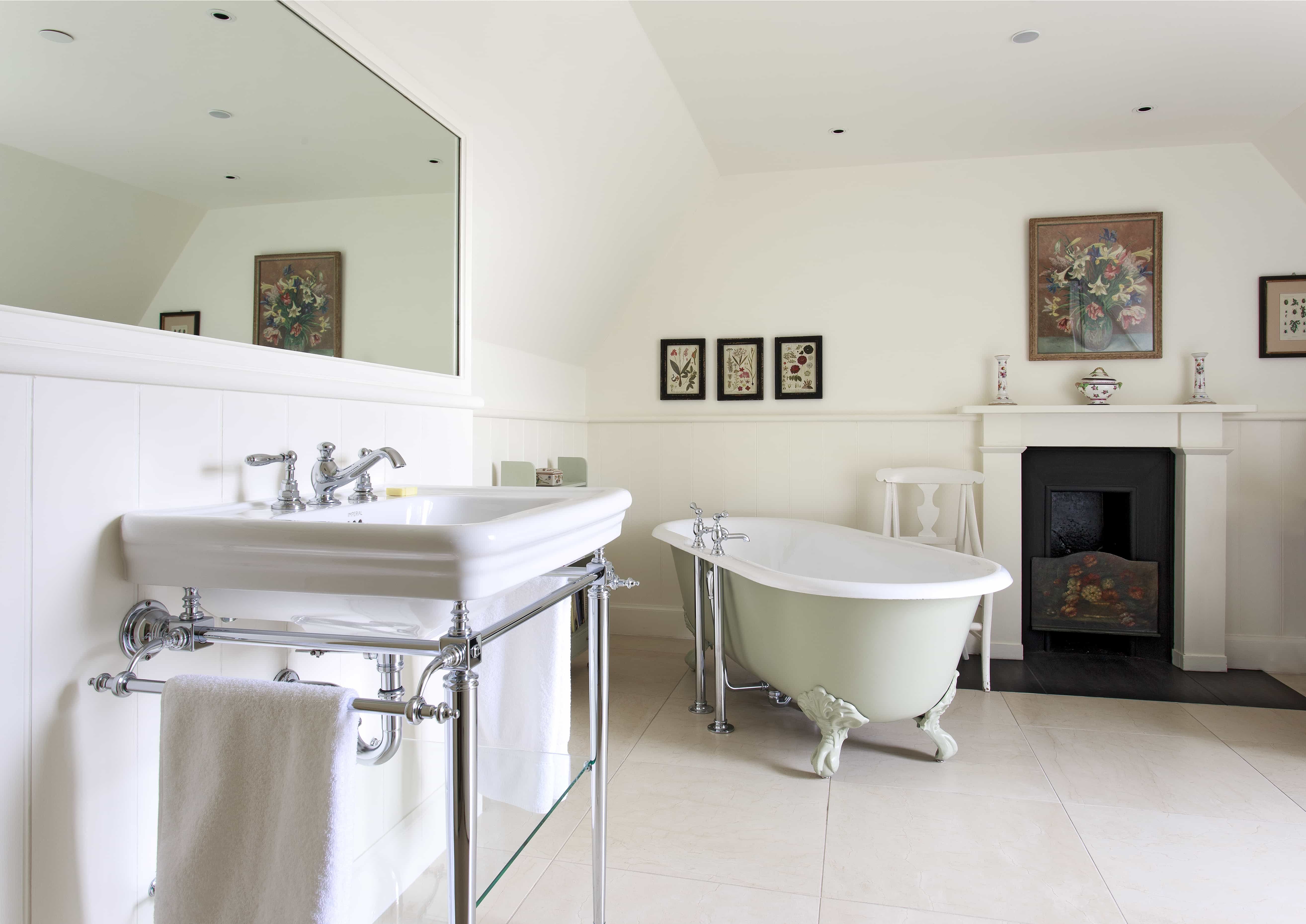 Bathroom with free-standing bath