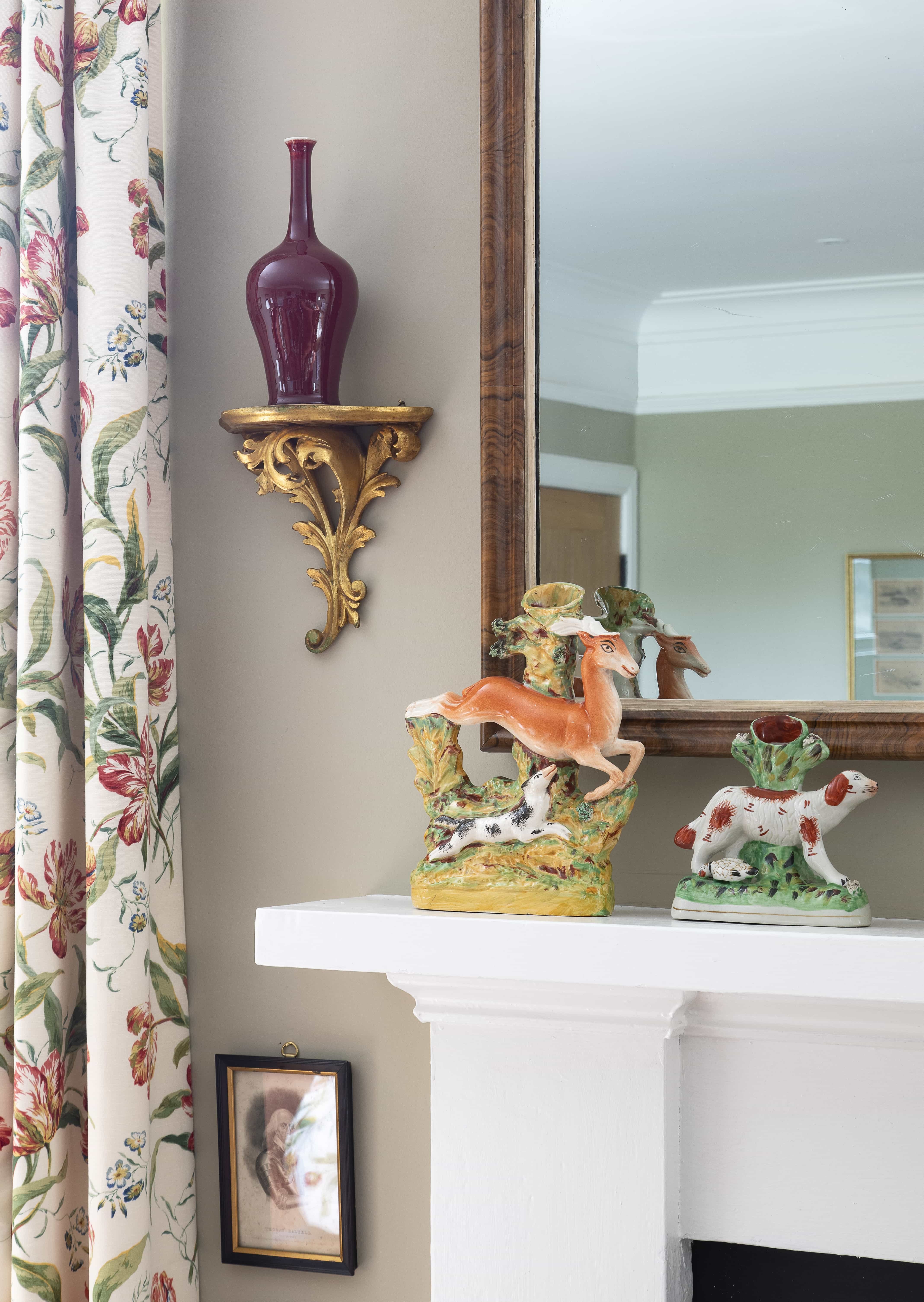Farmhouse sitting room detail